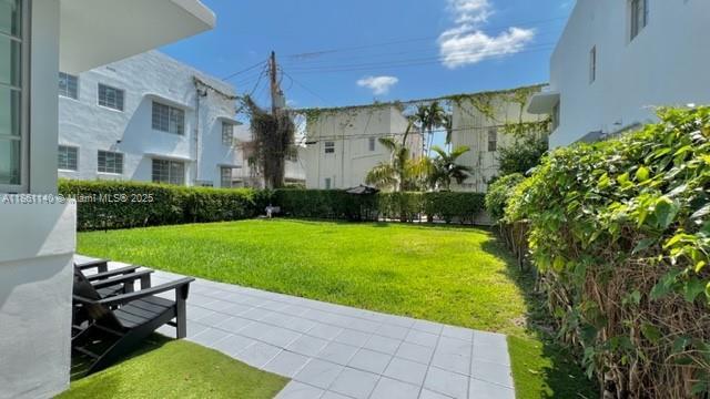 1521 Euclid Ave in Miami Beach, FL - Foto de edificio - Building Photo