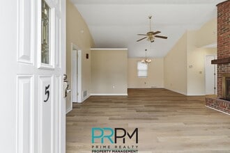 5 Parkstone Ct in Greenville, SC - Building Photo - Building Photo