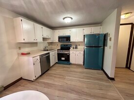 53 Fairfield Park in Mansfield, MA - Building Photo