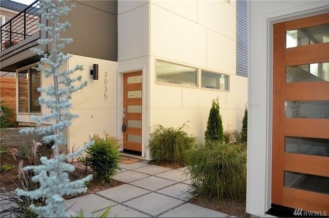 3035 59th Ave SW in Seattle, WA - Building Photo - Building Photo