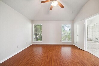 2919 Great Lakes Ave in Sugar Land, TX - Building Photo - Building Photo