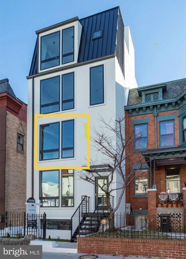 property at 1404 Meridian Pl NW
