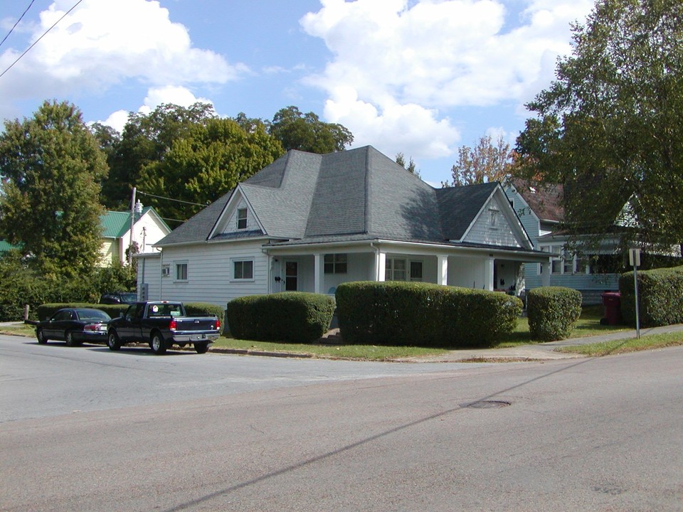 1001 Buffalo St in Johnson City, TN - Building Photo