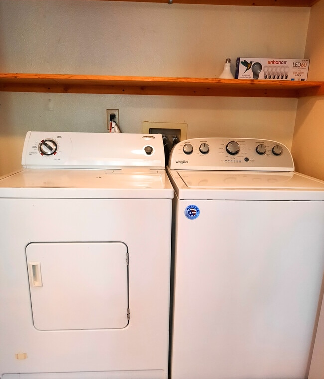 220 Woodland Pky, Unit 250 in San Marcos, CA - Building Photo - Building Photo