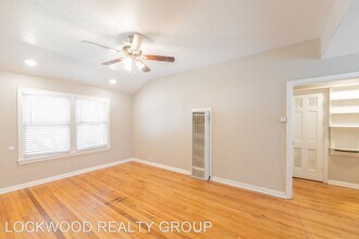 103 Thomas Jefferson Dr in San Antonio, TX - Building Photo - Building Photo