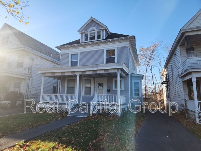 1506 Union St in Schenectady, NY - Building Photo - Building Photo