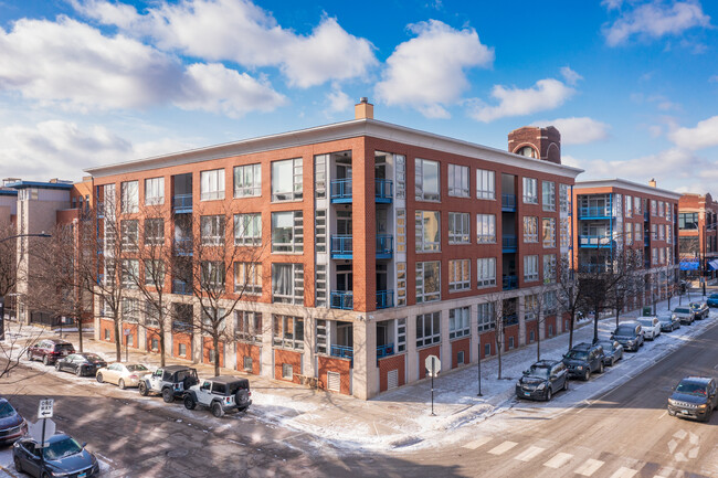 1141 W Washington Blvd in Chicago, IL - Foto de edificio - Building Photo