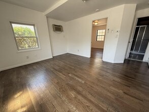355 Bayville Ave in Bayville, NY - Building Photo - Building Photo