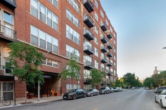 1500 W Monroe St in Chicago, IL - Building Photo - Building Photo