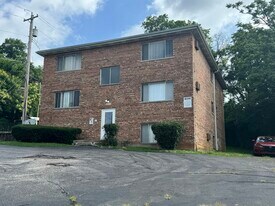 4438 Hamilton Ave in Cincinnati, OH - Building Photo