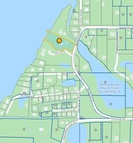 1101 Bayshore Dr in Terra Ceia, FL - Building Photo