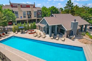 The Joliet at Lowry in Aurora, CO - Building Photo