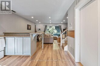 124 Escarpment Crescent in Collingwood, ON - Building Photo - Building Photo