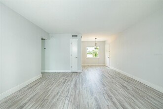 6950 Avenue Des Palais in South Pasadena, FL - Building Photo - Building Photo