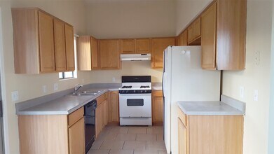 5040 S Maple Ct in Tucson, AZ - Building Photo - Building Photo