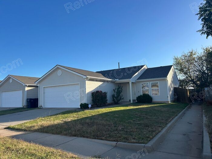 9232 Snowberry Dr in Oklahoma City, OK - Building Photo