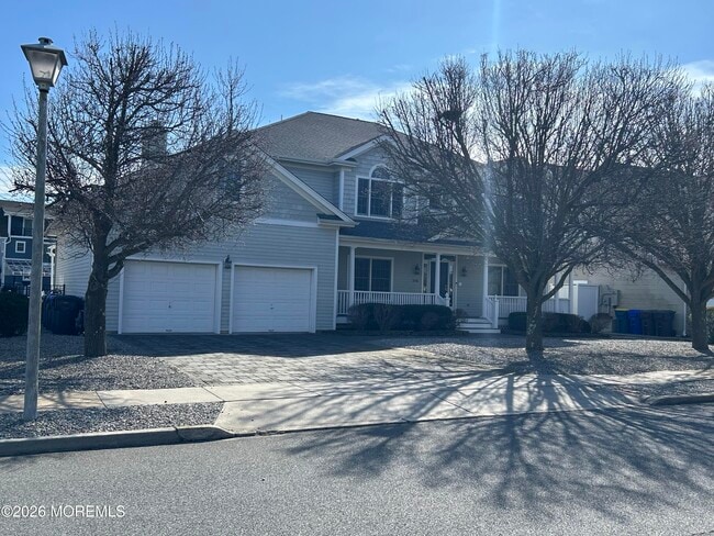 property at 206 Pointe Dr