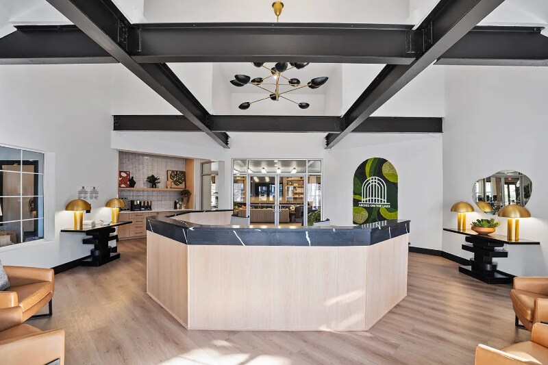 1000 Lakeside Dr in Athens, GA - Building Photo