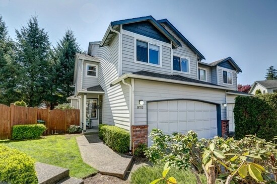18713 20th Ave SE in Bothell, WA - Building Photo