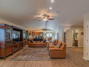 1214 Coppet St in Fairbanks, AK - Building Photo - Building Photo