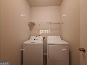 3658 Madison St in College Park, GA - Building Photo - Building Photo