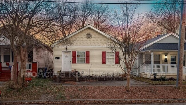 3027 Peronne Ave in Norfolk, VA - Building Photo - Building Photo