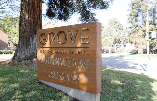 The Grove Garden Apartments in Sunnyvale, CA - Building Photo - Building Photo