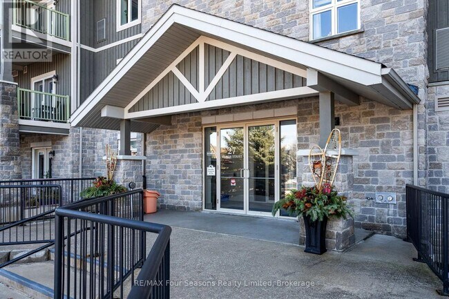 27 Beaver St S in Blue Mountains, ON - Building Photo - Building Photo