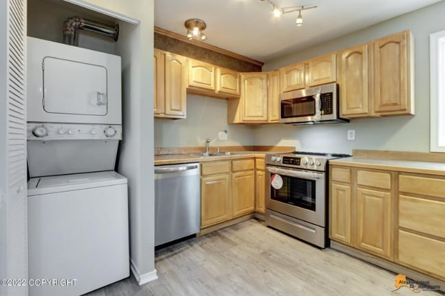 property at 329 E 14th Ave