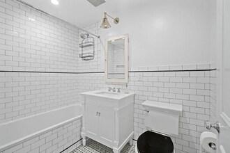 110 Putnam Ave in Brooklyn, NY - Building Photo - Building Photo