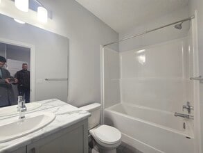 3727-3214 214 St NW in Edmonton, AB - Building Photo - Building Photo