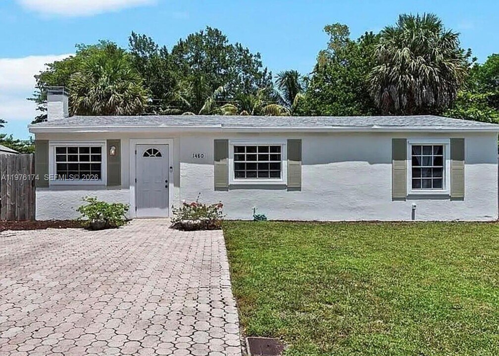 1480 SW 26th Ave in Fort Lauderdale, FL - Building Photo