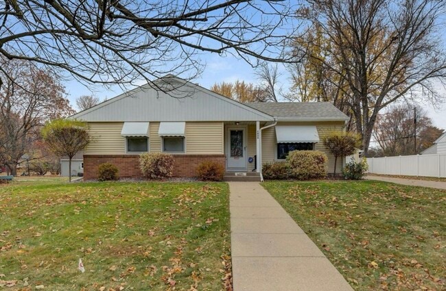 property at 1435 Price Ave