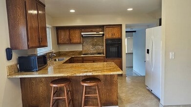 7065 York Ct in Dublin, CA - Building Photo - Building Photo