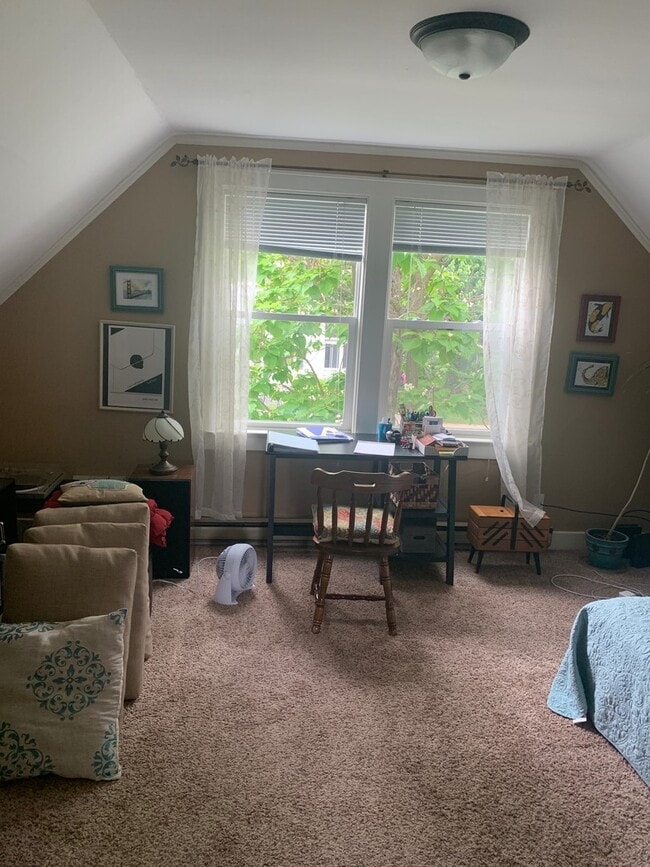 2335 5th St in Eau Claire, WI - Building Photo - Building Photo