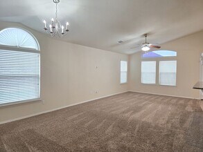 9429 Centennial Dr in Waco, TX - Building Photo - Building Photo