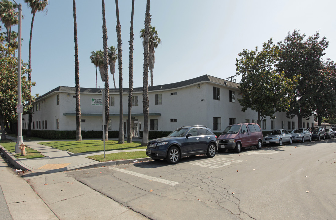 Las Palmas in Long Beach, CA - Foto de edificio