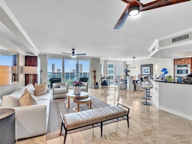 3301 NE 183rd St in Aventura, FL - Building Photo - Building Photo