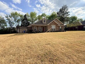 601 Prairie View Dr in Prattville, AL - Building Photo - Building Photo