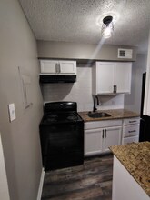 412 Summit Ave in Arlington, TX - Building Photo - Building Photo