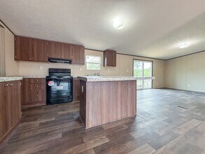1071 Ramble Hills in Canyon Lake, TX - Building Photo - Building Photo