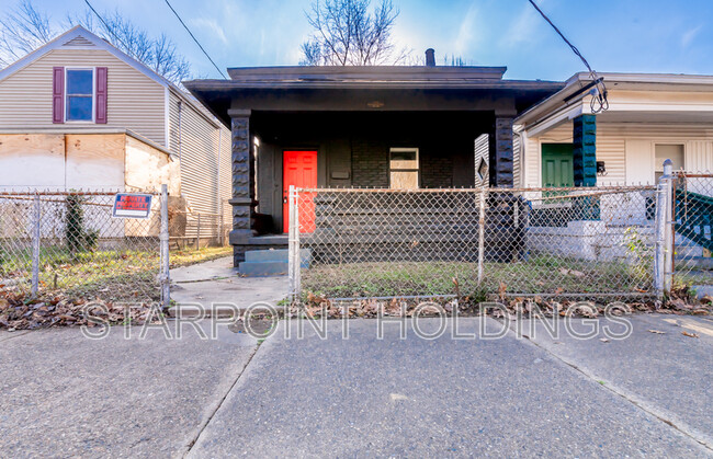 property at 2306 W Madison St