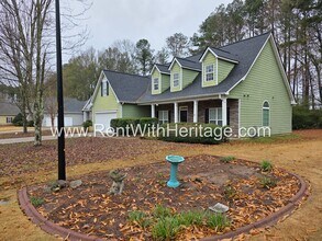 128 Clairidge Cir in Hiram, GA - Building Photo - Building Photo