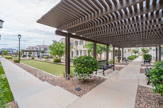 4022 E Erie St in Gilbert, AZ - Building Photo - Building Photo