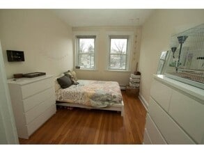 1847 Commonwealth Ave, Unit 10 in Boston, MA - Building Photo - Building Photo