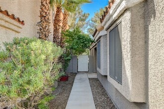 2837 Autumn Haze Ln in Las Vegas, NV - Building Photo - Building Photo