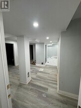 32 Couperthwaite Crescent in Markham, ON - Building Photo - Building Photo