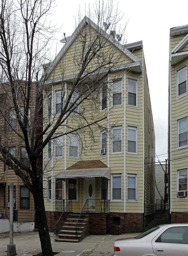 166 Highland Ave in Jersey City, NJ - Building Photo - Building Photo