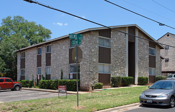 104 32nd St in Austin, TX - Building Photo - Building Photo