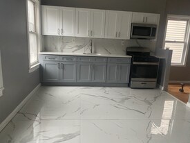 98 Garside St in Newark, NJ - Building Photo